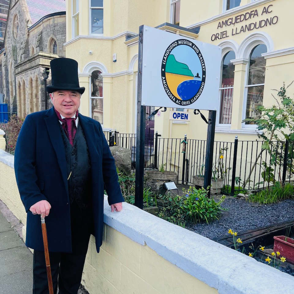 Victorian Heritage Museums & Town Walk - Image 2